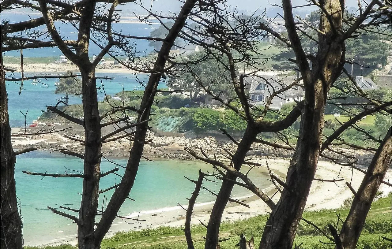 Beautiful Home In Trelevern With Wifi
