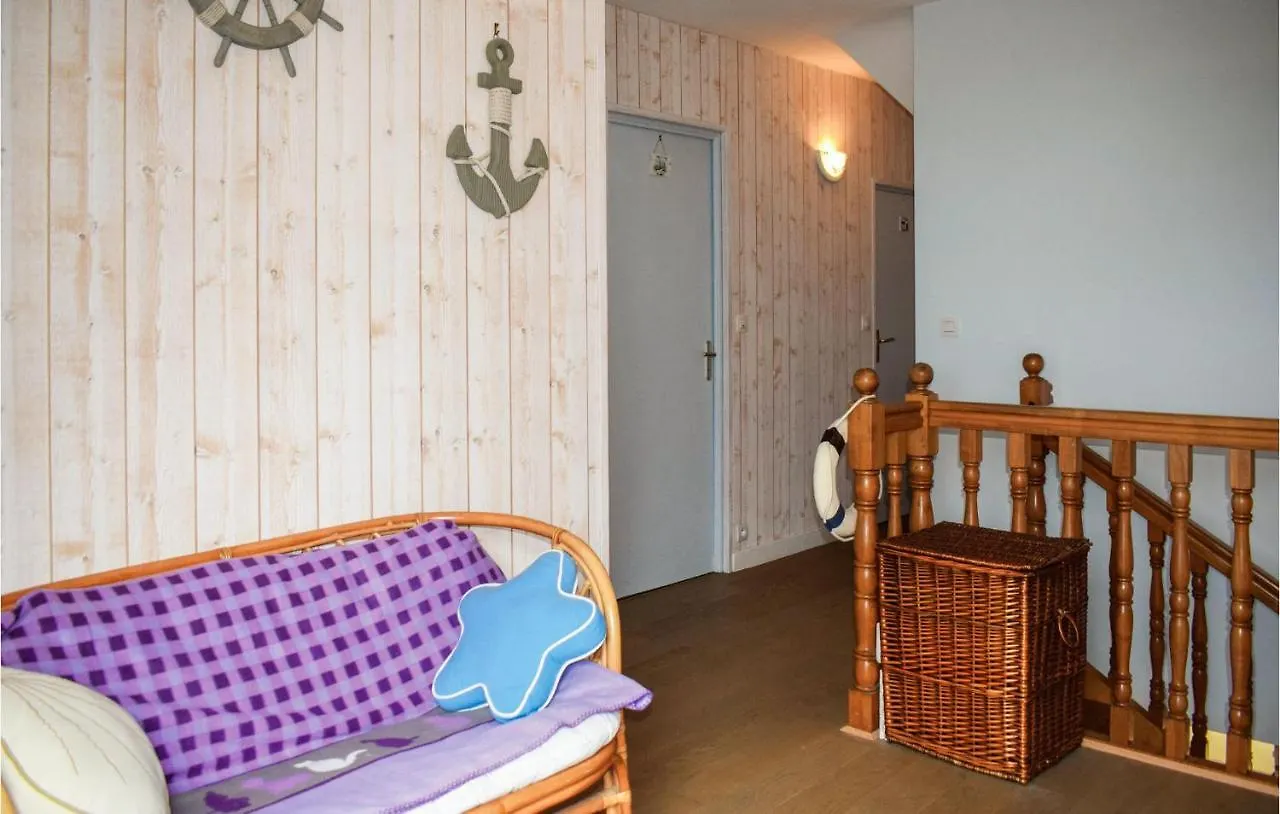 Beautiful Home In Trelevern With Wifi